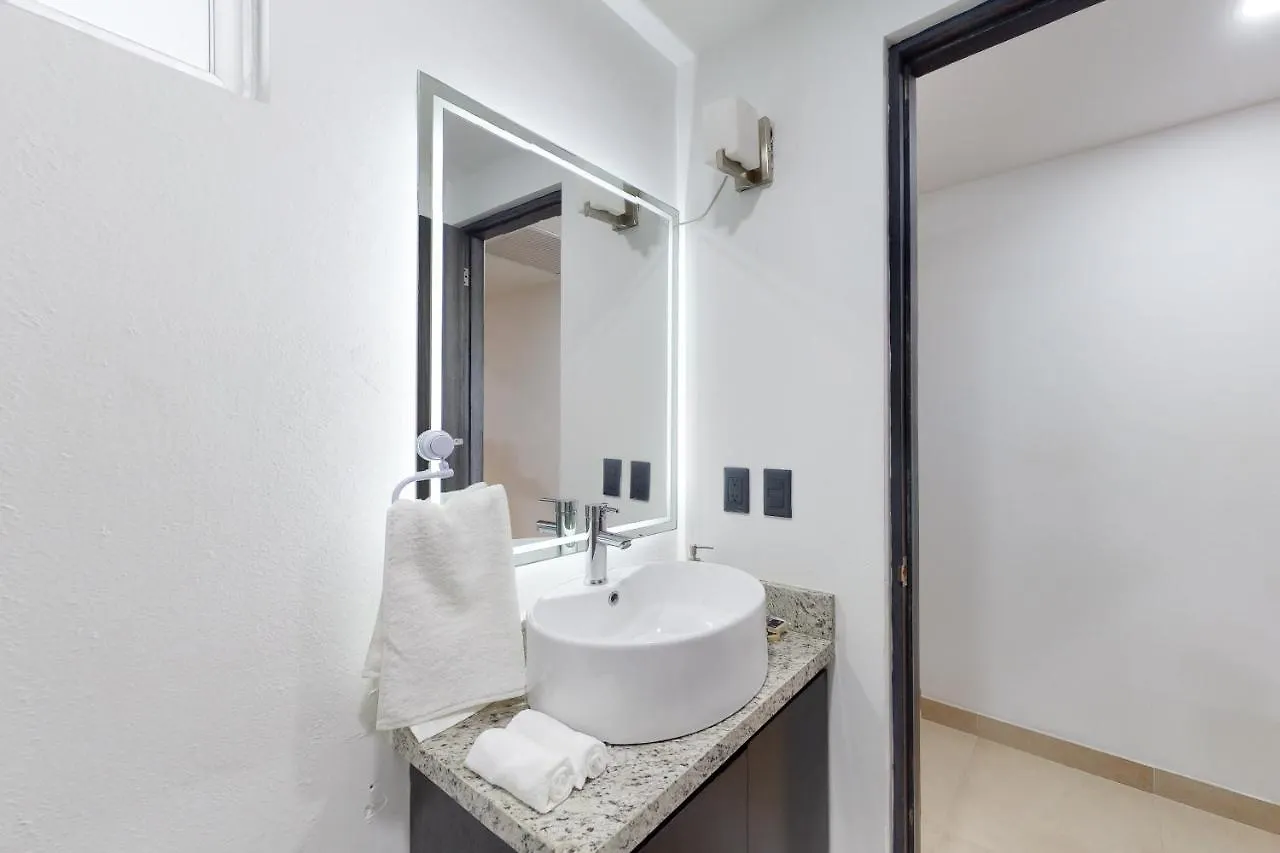 Malecon Vg02 At Torre Montevideo Apartment Cancun Mexico