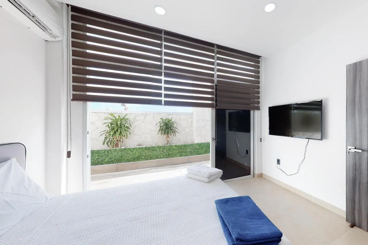 Malecon Vg02 At Torre Montevideo Apartment Cancun