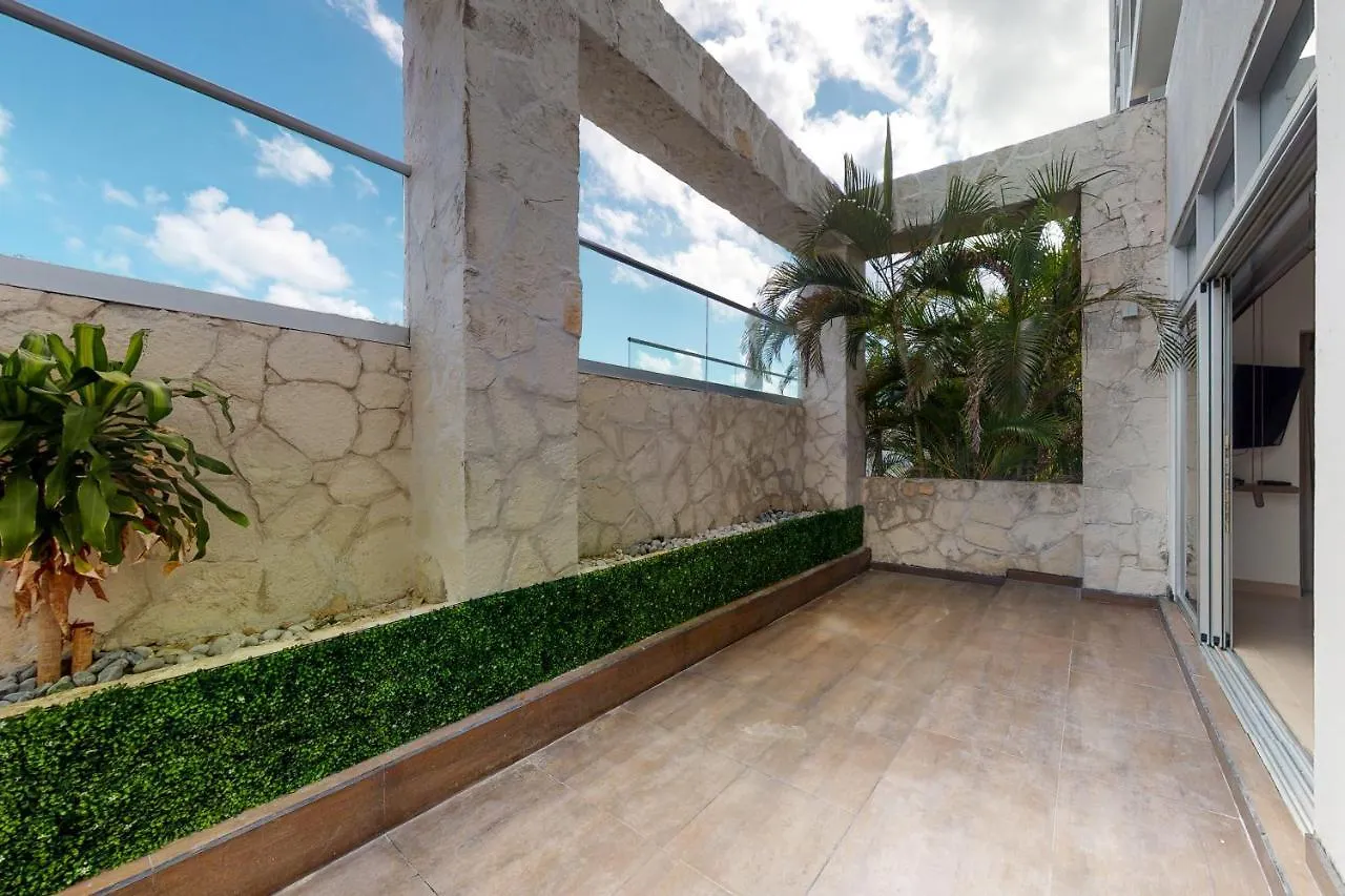 Malecon Vg02 At Torre Montevideo Apartment Cancun