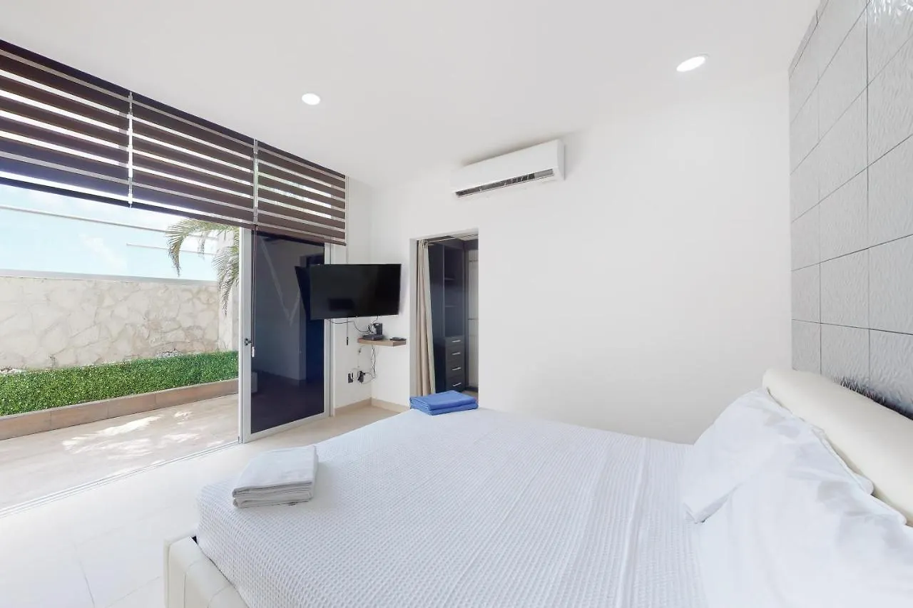 Apartament Malecon Vg02 At Torre Montevideo Cancún