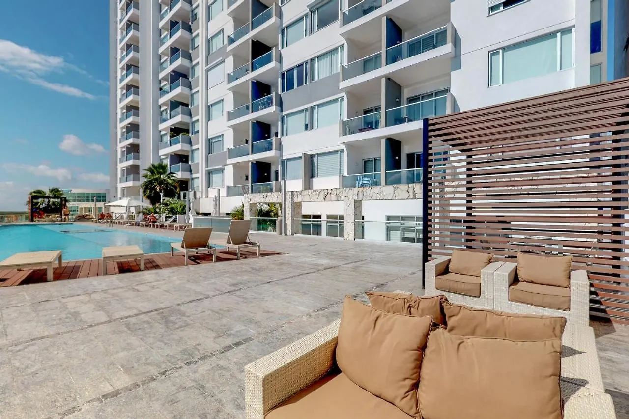 Apartament Malecon Vg02 At Torre Montevideo Cancún